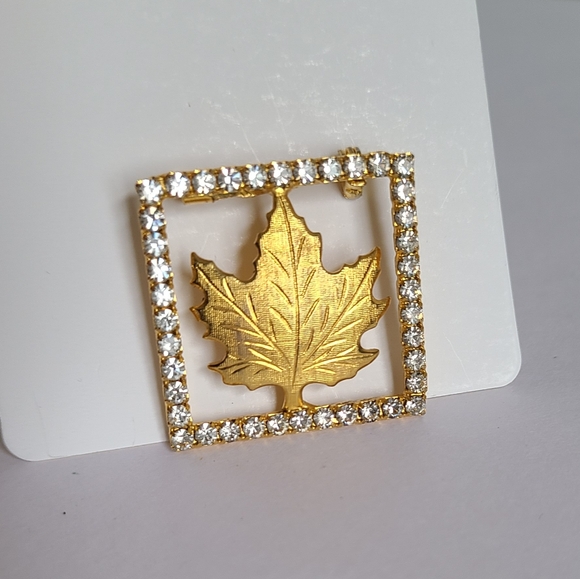 Vintage Jewelry - Vintage Gilded Gold Tone Rhinestone Square Canada Maple Leaf Brooch Pin